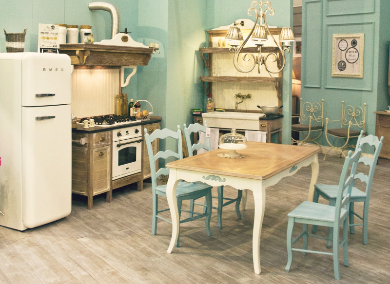 arredamento usato shabby chic