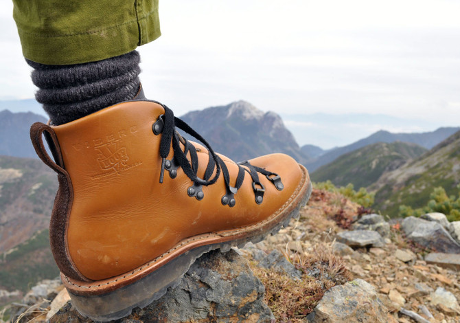 scarpe da montagna usate